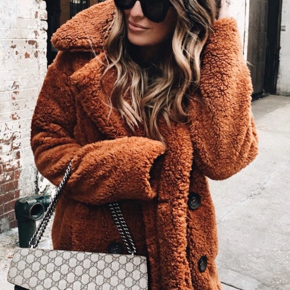 Free People Jackets & Blazers - Free People Knotched Teddy Coat sz S ✨